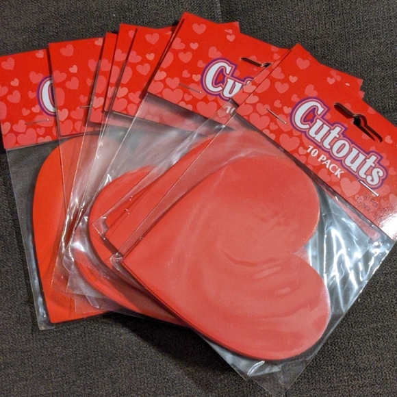 NEW Valentine's Day Decor Kit -- 200+ pieces - Picture 4 of 6